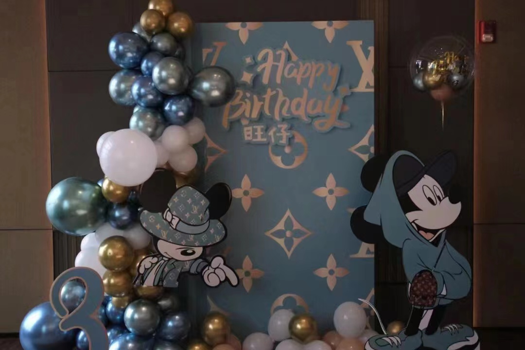 博思花藝婚慶教育，婚慶培訓(xùn)，花藝培訓(xùn)，插花培訓(xùn)，花藝師培訓(xùn)，主持人培訓(xùn)，商務(wù)主持人培訓(xùn)，花店運營培訓(xùn)，花店全系統(tǒng)營銷，小白開花店，小白學(xué)主持，金璽棠婚慶酒店，金璽棠總部，鄭州金麻雀教育科技有限公司