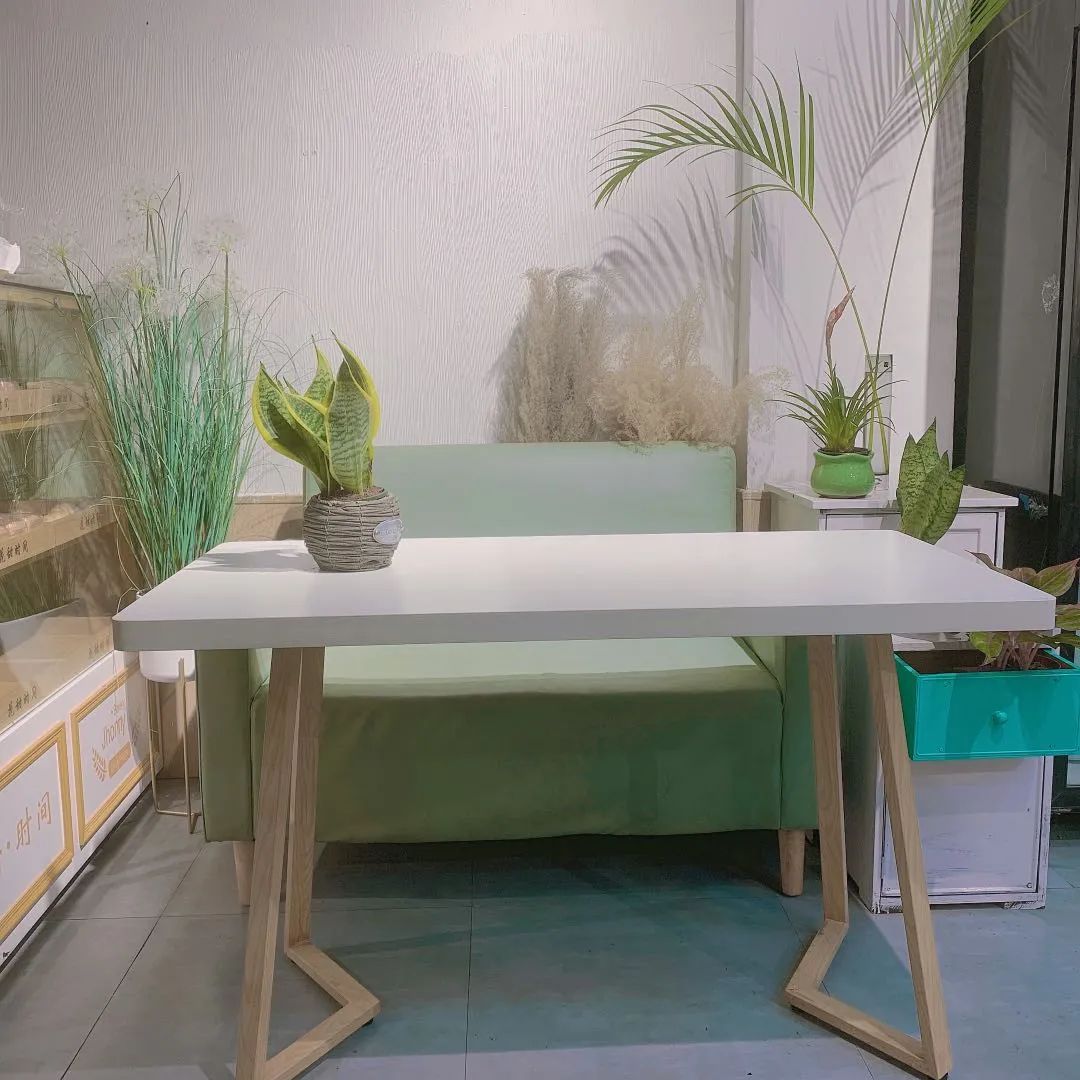 博思花藝婚慶教育，婚慶培訓，花藝培訓，插花培訓，花藝師培訓，主持人培訓，商務主持人培訓，花店運營培訓，花店全系統(tǒng)營銷，小白開花店，小白學主持，金璽棠婚慶酒店，金璽棠總部，鄭州金麻雀教育科技有限公司