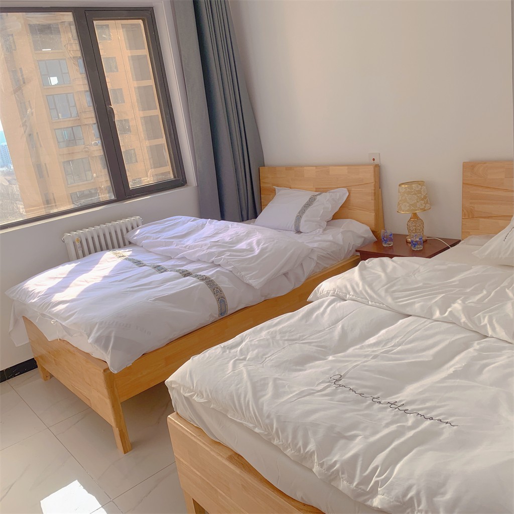 博思花藝婚慶教育，婚慶培訓(xùn)，花藝培訓(xùn)，插花培訓(xùn)，花藝師培訓(xùn)，主持人培訓(xùn)，商務(wù)主持人培訓(xùn)，花店運營培訓(xùn)，花店全系統(tǒng)營銷，小白開花店，小白學(xué)主持，金璽棠婚慶酒店，金璽棠總部，鄭州金麻雀教育科技有限公司