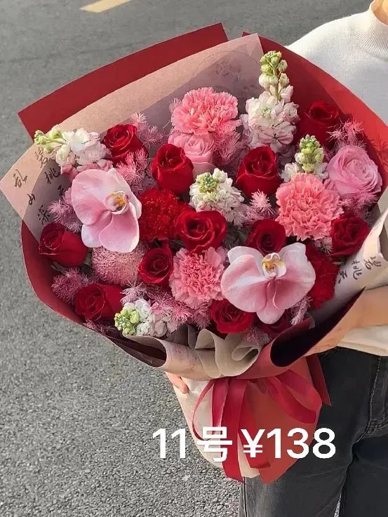 博思花藝婚慶教育，婚慶培訓，花藝培訓，插花培訓，花藝師培訓，主持人培訓，商務主持人培訓，花店運營培訓，花店全系統(tǒng)營銷，小白開花店，小白學主持，金璽棠婚慶酒店，金璽棠總部，鄭州金麻雀教育科技有限公司