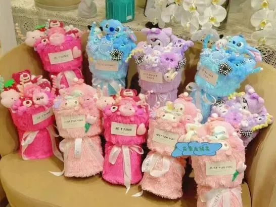 博思花藝婚慶教育，婚慶培訓(xùn)，花藝培訓(xùn)，插花培訓(xùn)，花藝師培訓(xùn)，主持人培訓(xùn)，商務(wù)主持人培訓(xùn)，花店運(yùn)營培訓(xùn)，花店全系統(tǒng)營銷，小白開花店，小白學(xué)主持，金璽棠婚慶酒店，金璽棠總部，鄭州金麻雀教育科技有限公司