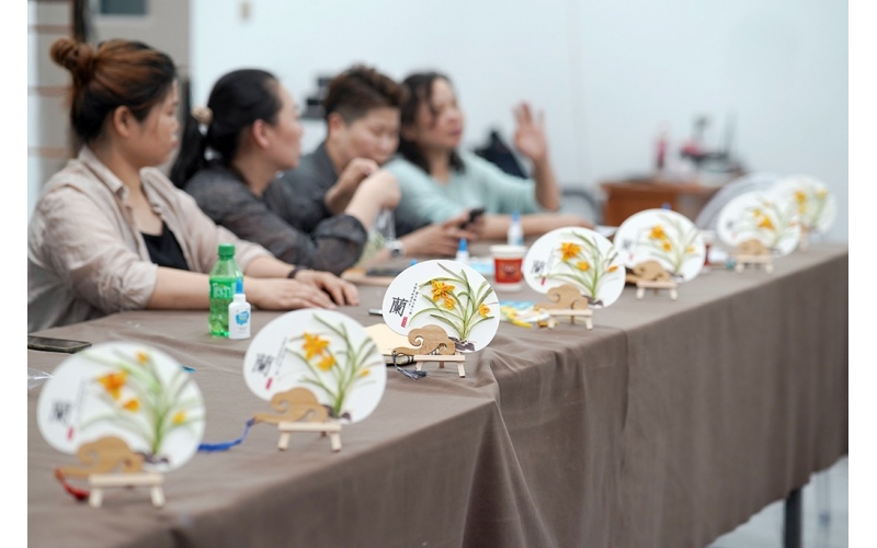 頌花匠的沙龍課能給你什么？